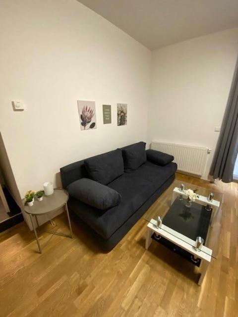 Paky Appartements 00322 Bruck an der Leitha Esterno foto