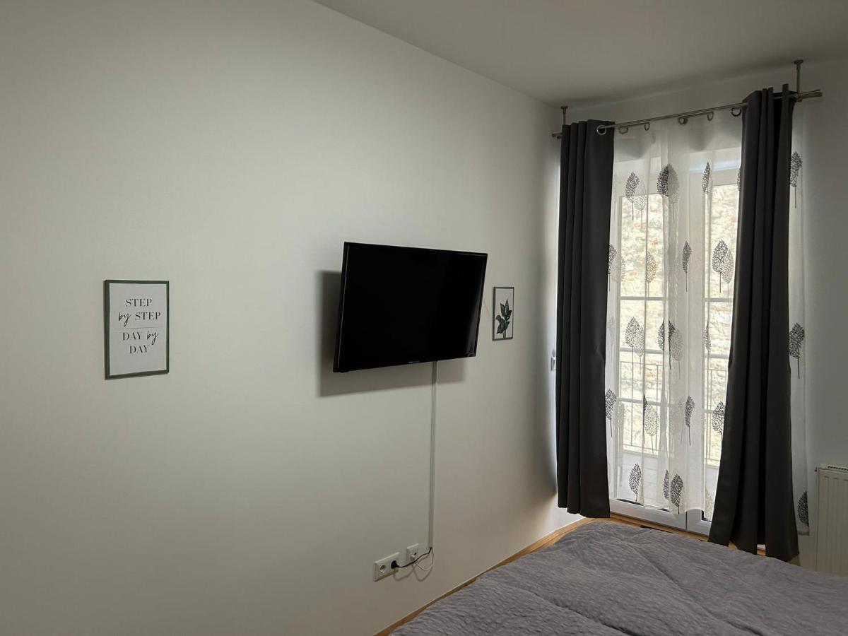 Paky Appartements 00322 Bruck an der Leitha Esterno foto